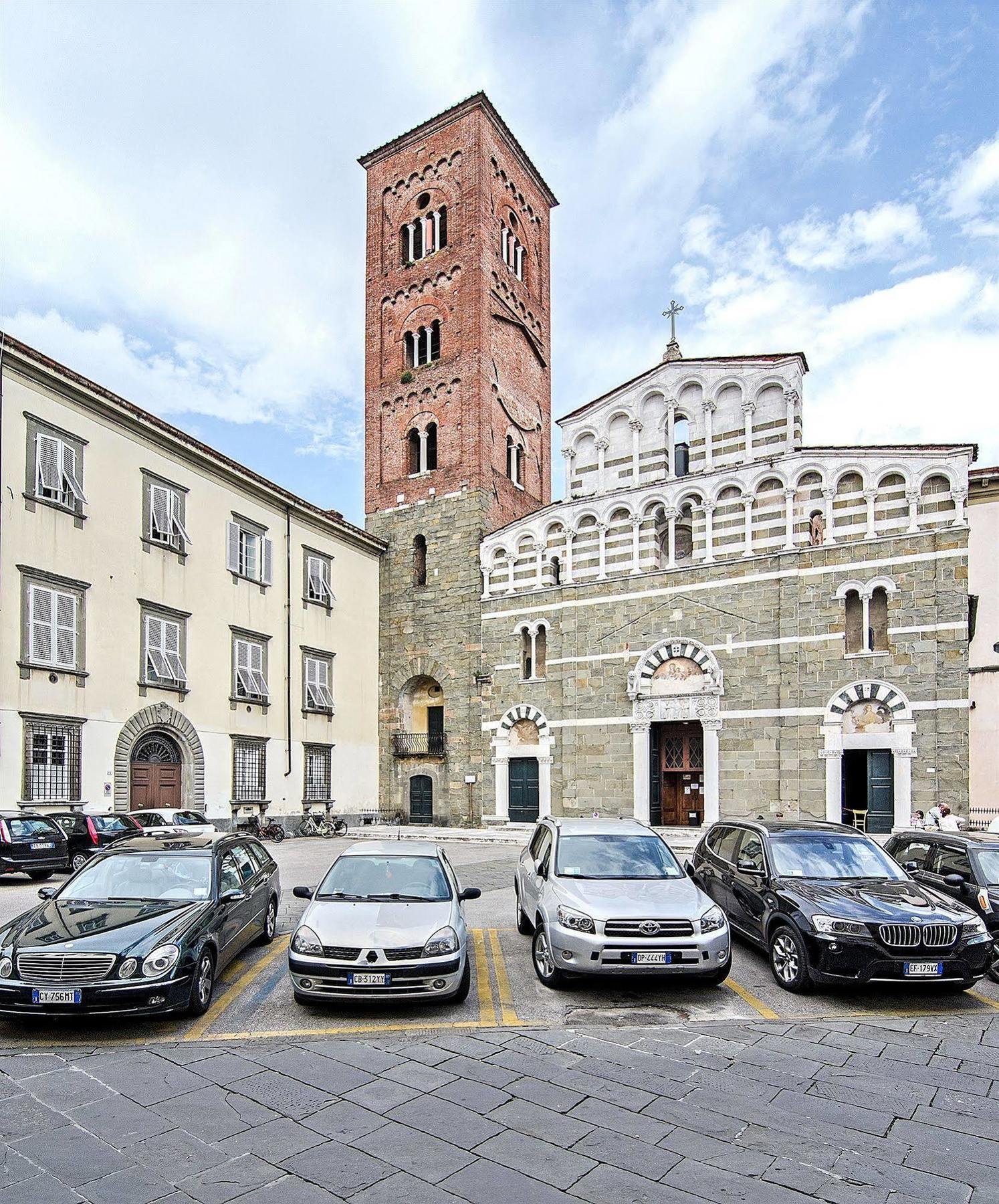 Dimora Dei Guelfi Luxury Rooms Lucca Exteriér fotografie